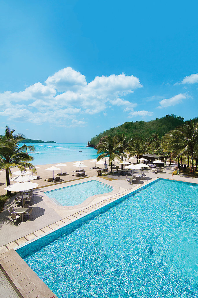 Pico De Loro Beach & Country Club